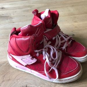 Nike girls size 5 air Jordan flight sneakers